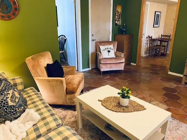 Quiet Retreat Tallahassee